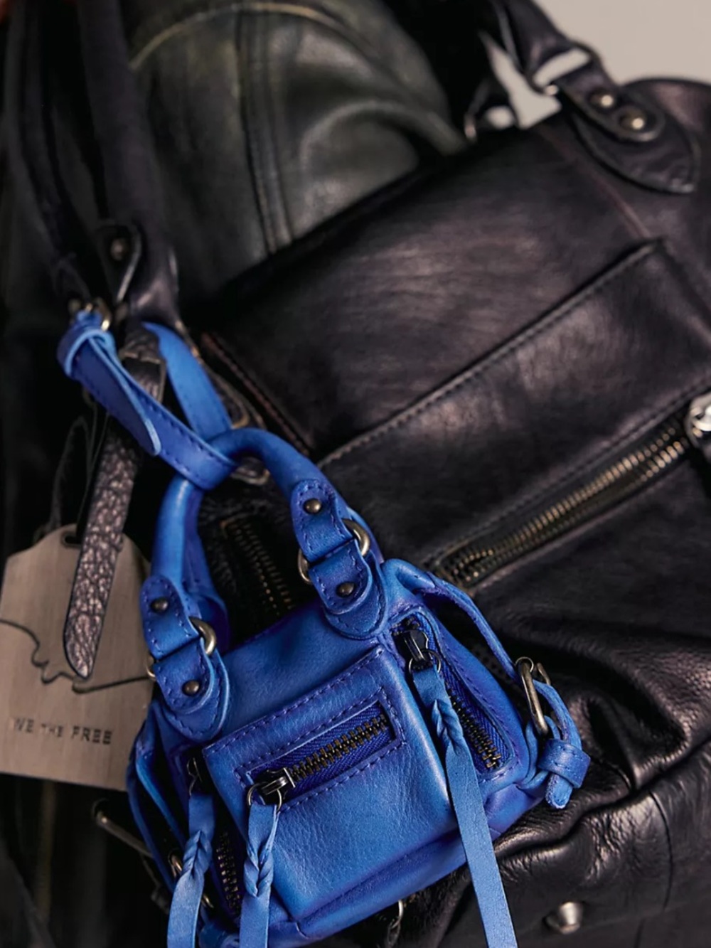 Emerson micro bag